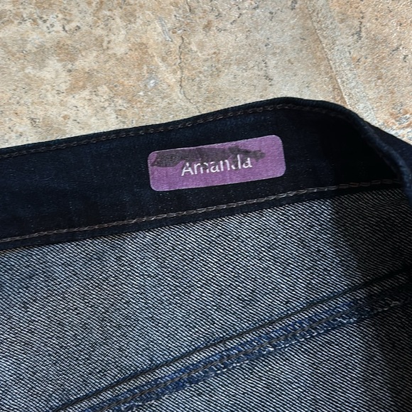 GLORIA VANDERBILT JEANS - Picture 3 of 9